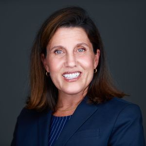 Meet your Posher, Lynn